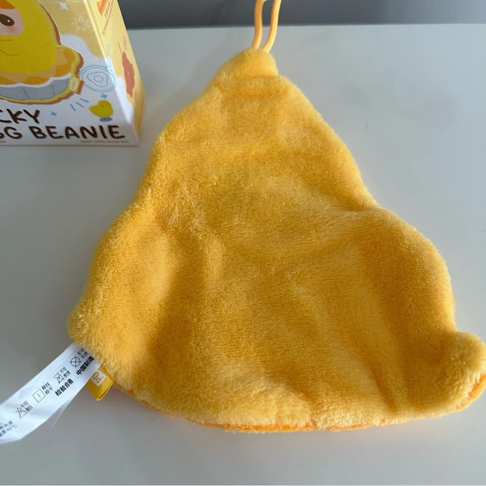 Pucky Egg Beanie Hand Towel Egg Roll